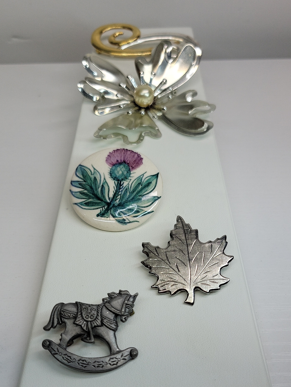 Vintage Brooch Bundle